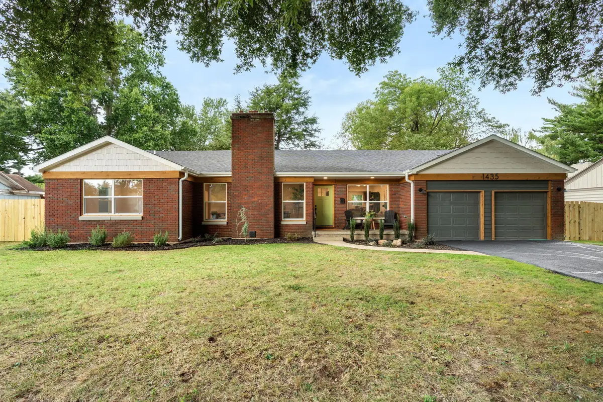 1435 S Fairway Avenue, Springfield, MO 65804 - #1