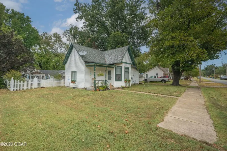 303 Ottawa Street, Seneca, MO 64865 - #3