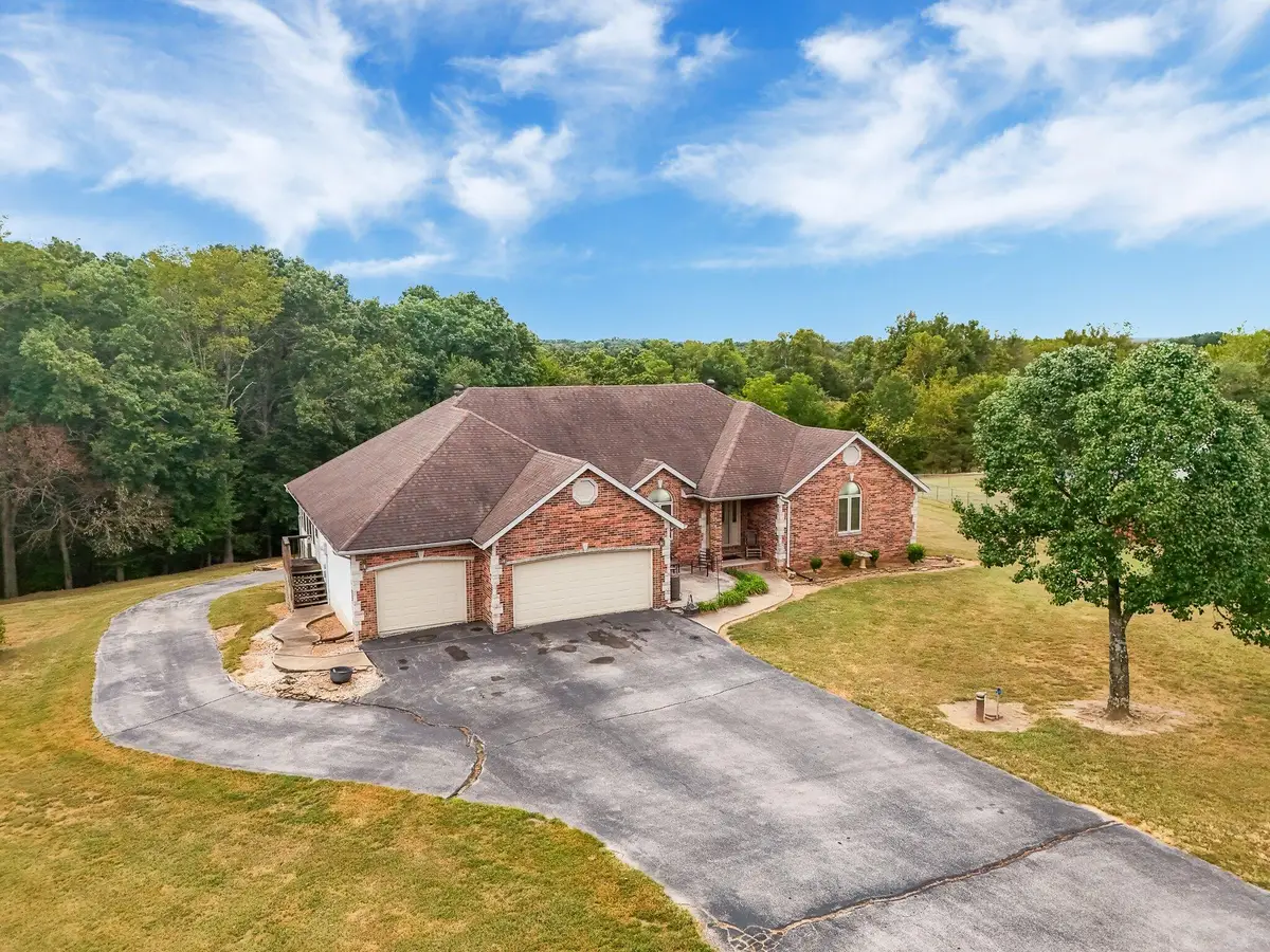 1818 W Country Hill Lane, Nixa, MO 65714 - #1