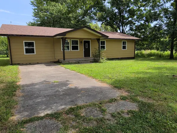 602 S Sarah Street, Humansville, MO 65674