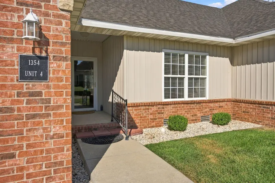 1354 N Sandy Creek Circle #4, Nixa, MO 65714 - #3
