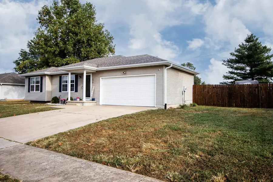 273 E Willow Street, Fair Grove, MO 65648 - #3