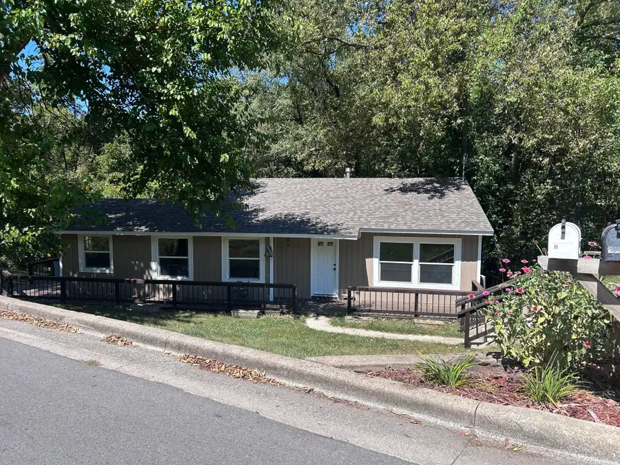 311 E Jackson Street, Ozark, MO 65721 - #3