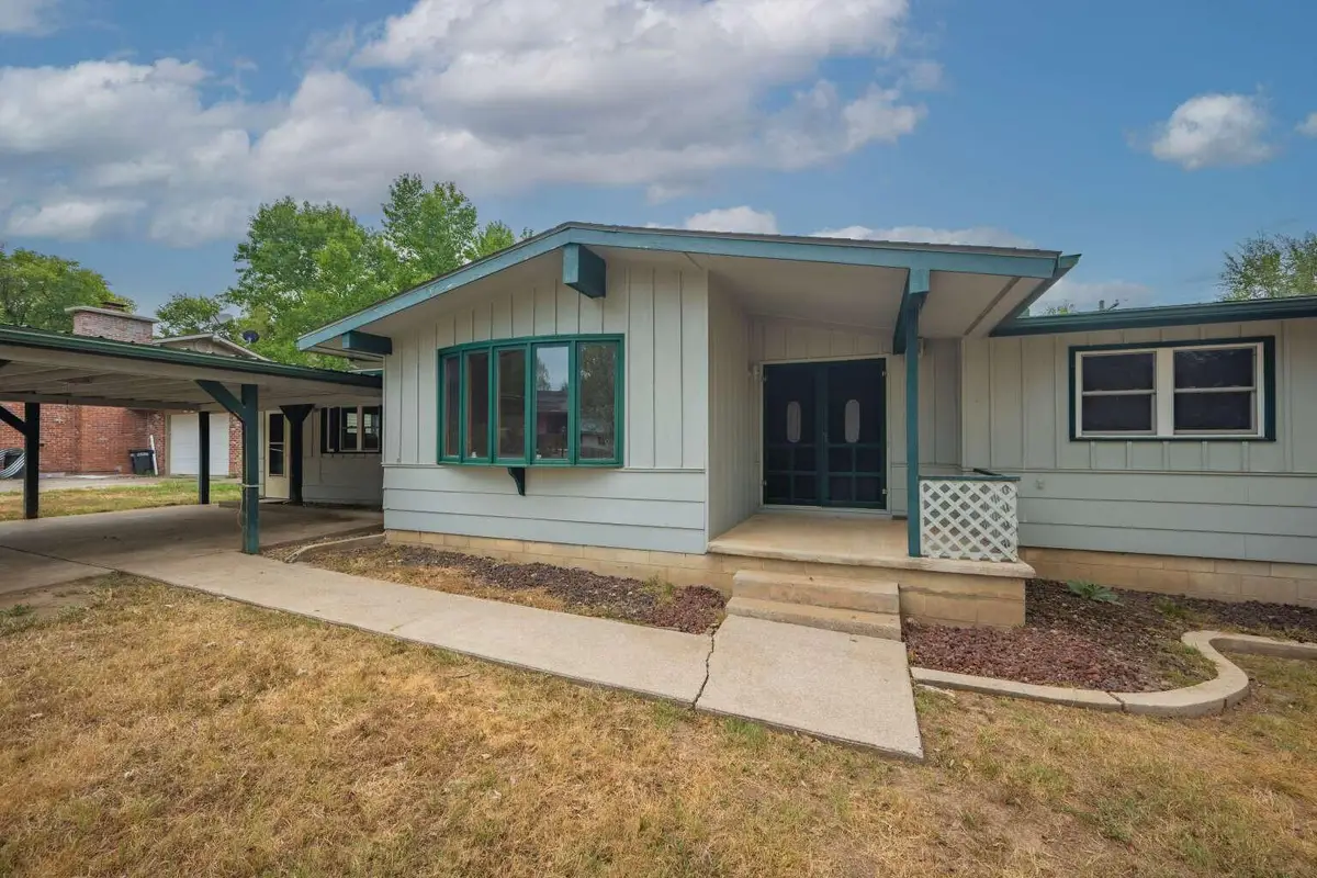632 Manning Drive, Noel, MO 64854 - #1