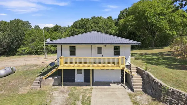 23 Show Me Lane, Buffalo, MO 65622