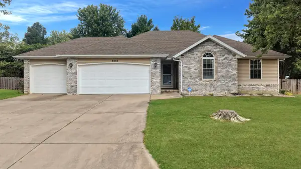 4833 N Kensington Drive, Ozark, MO 65721