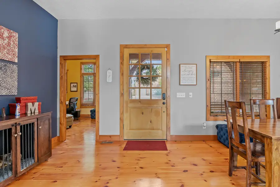 900 E Welch Street, Nixa, MO 65714 - #3