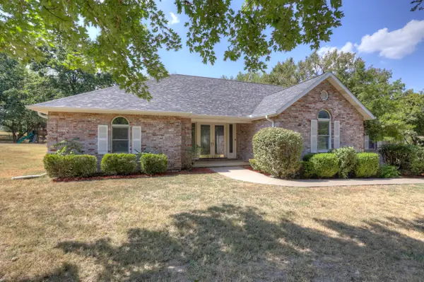 407 Split Rail Drive, Joplin, MO 64801