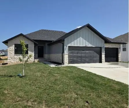 675 W Castor Loop, Nixa, MO 65714 - #1