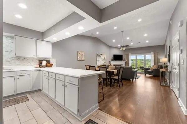 350 S Wildwood Drive # E19, Branson, MO 65616