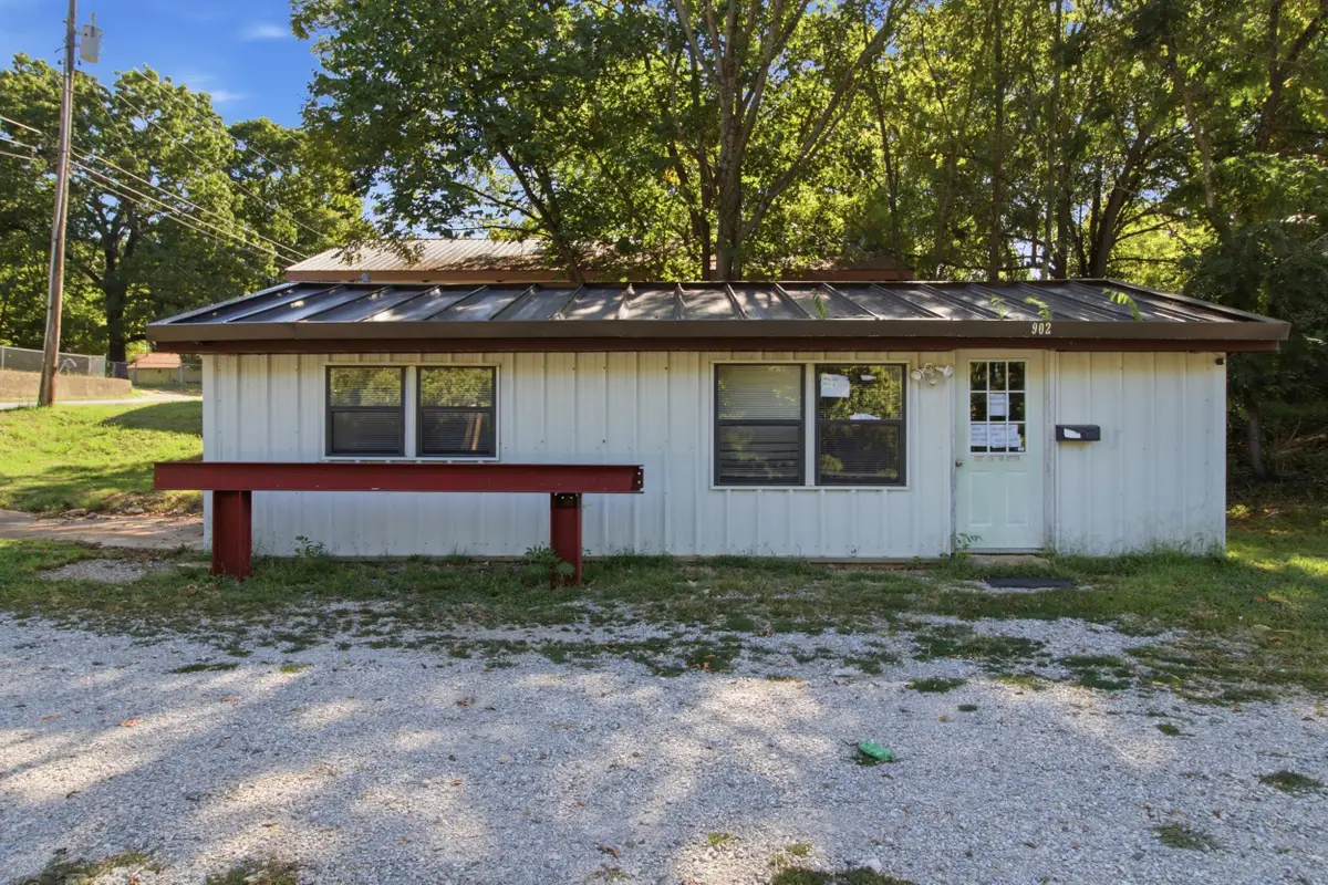 902 S Hill Street, West Plains, MO 65775 - #1