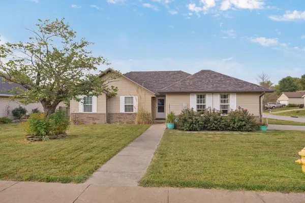 4037 W Linwood Street, Springfield, MO 65807