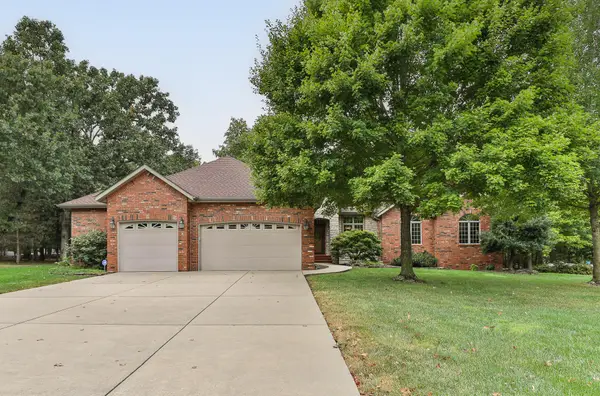 5265 N Missouri Oak Trail, Springfield, MO 65803