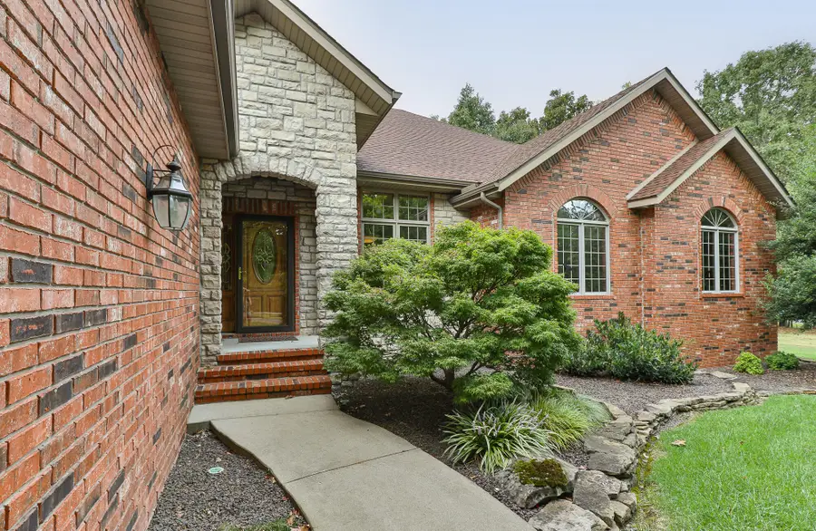 5265 N Missouri Oak Trail, Springfield, MO 65803 - #3