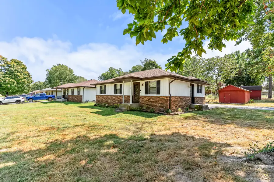 400 E Elm Street, Nixa, MO 65714 - #2