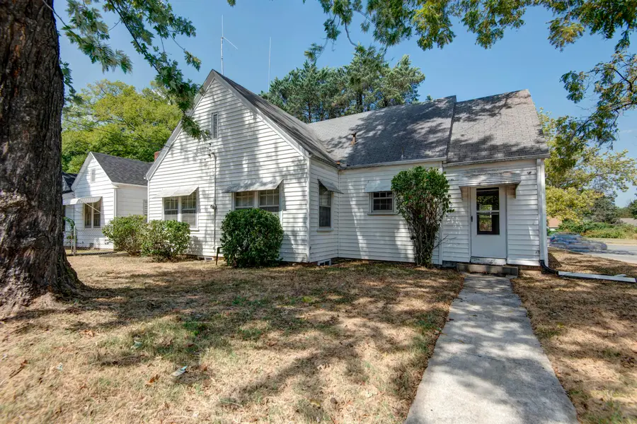 1126 E Sunshine Street, Springfield, MO 65807 - #3