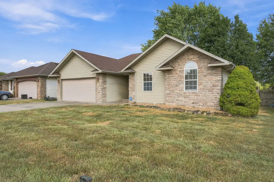 510 S Birch Avenue, Springfield, MO 65802 - #3