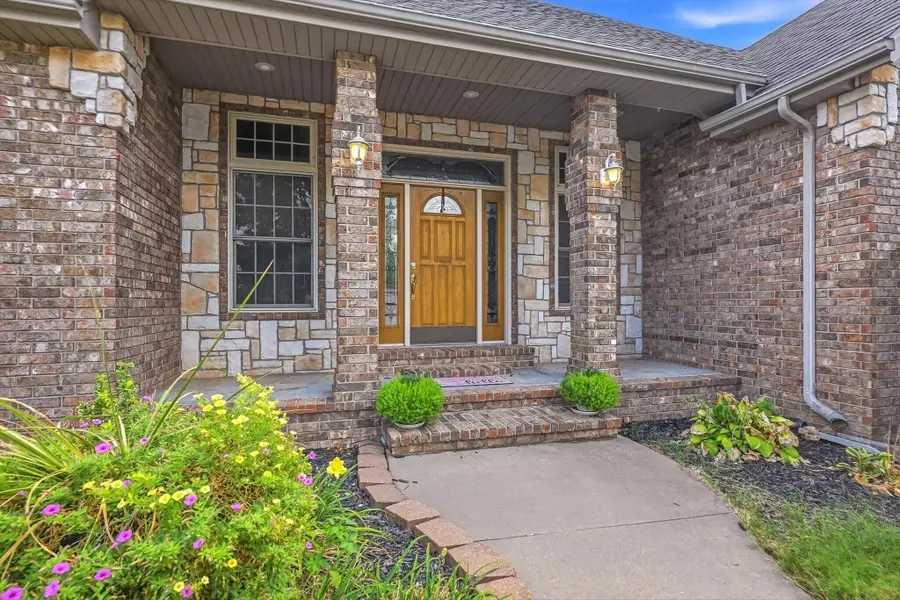 1002 E Rachael Drive, Republic, MO 65738 - #3