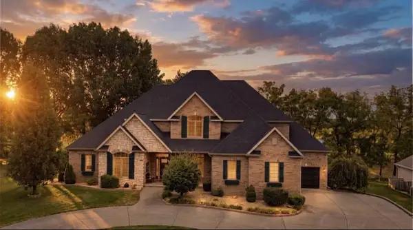 109 E Metalwood Drive, Republic, MO 65738