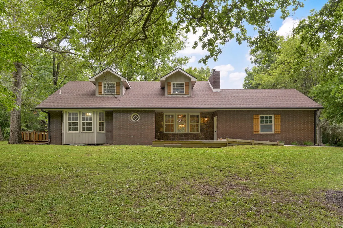 9971 E Farm Road 104, Strafford, MO 65757 - #1