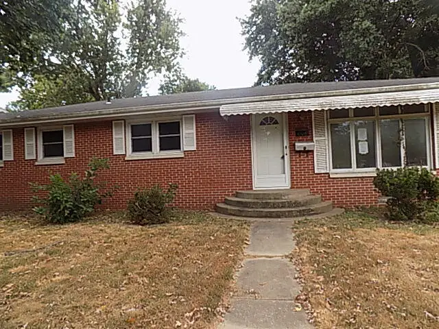 606 E Wayland Street, Springfield, MO 65807 - #1