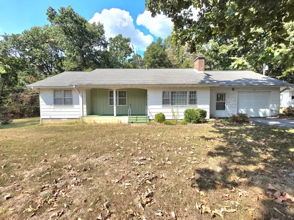 1319 Briar Wood Drive, Houston, MO 65483