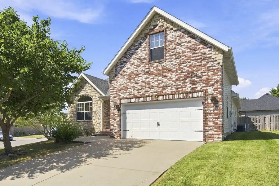661 N Greer Avenue, Nixa, MO 65714 - #3