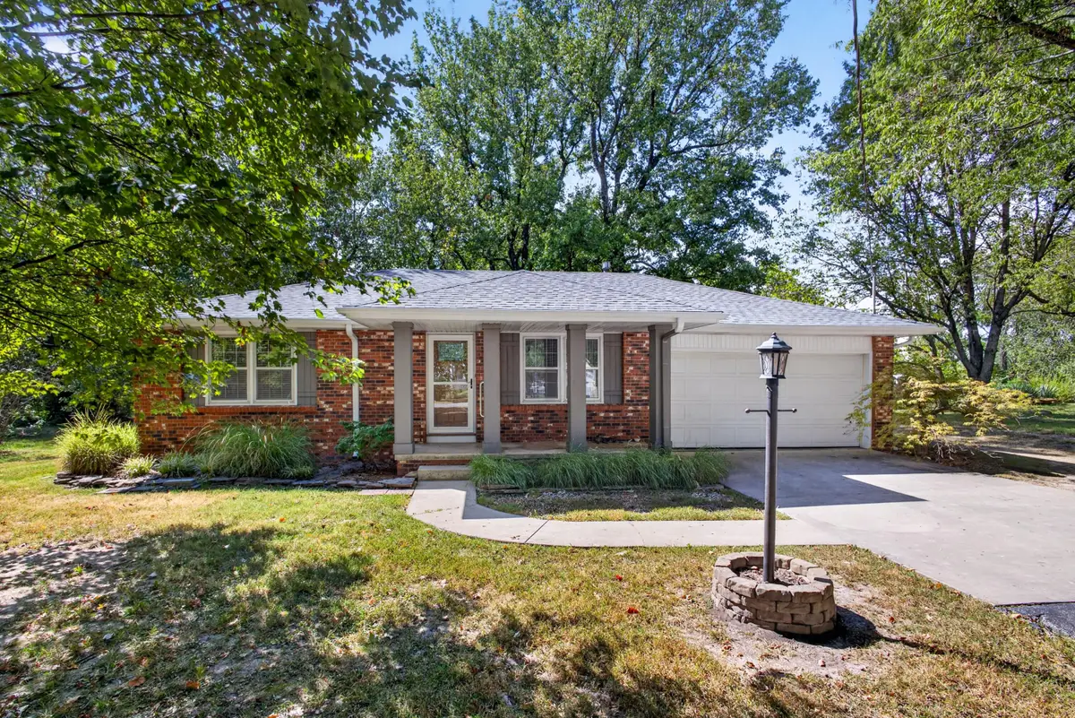 2829 N Oakland Avenue, Springfield, MO 65803 - #1