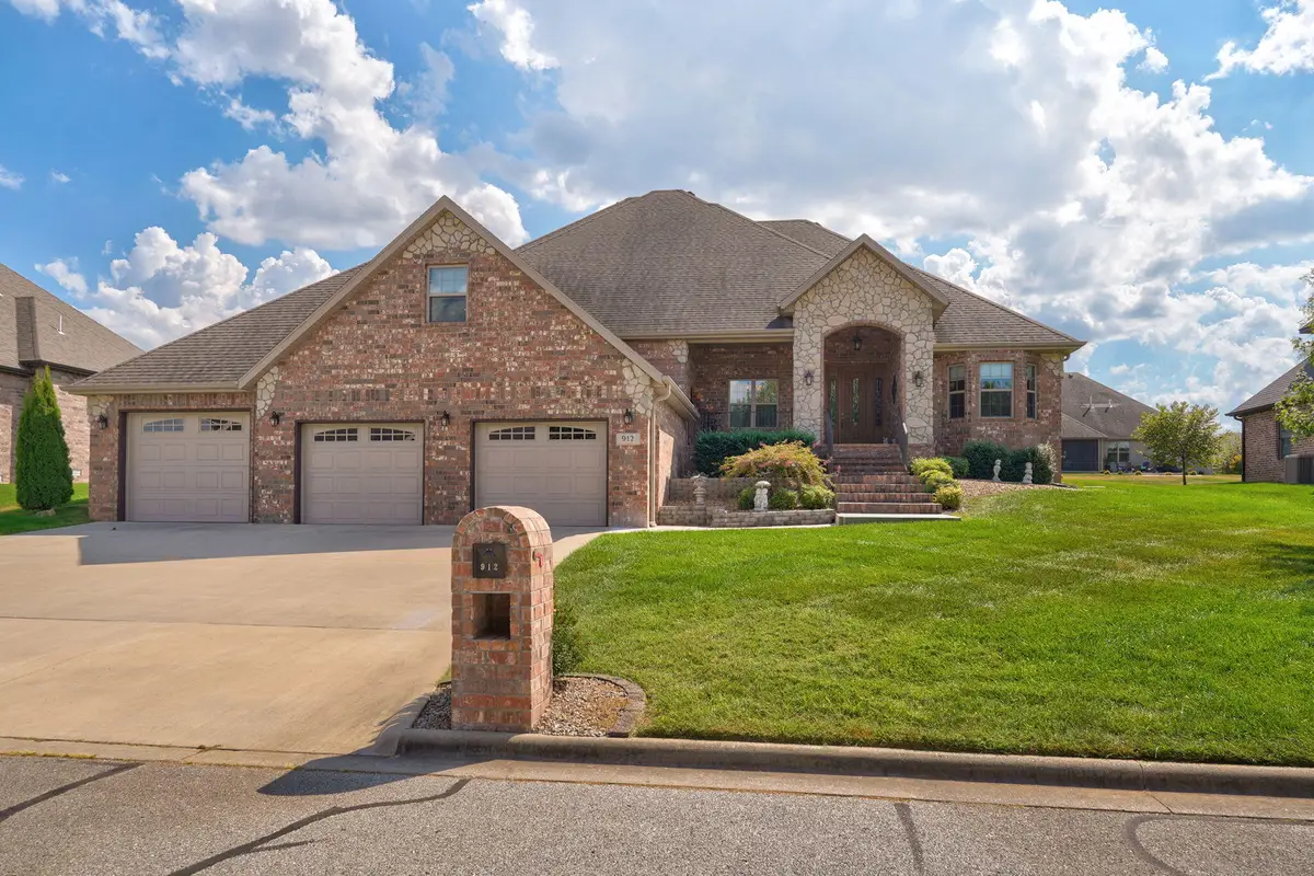 912 W Sole Drive, Nixa, MO 65714 - #1