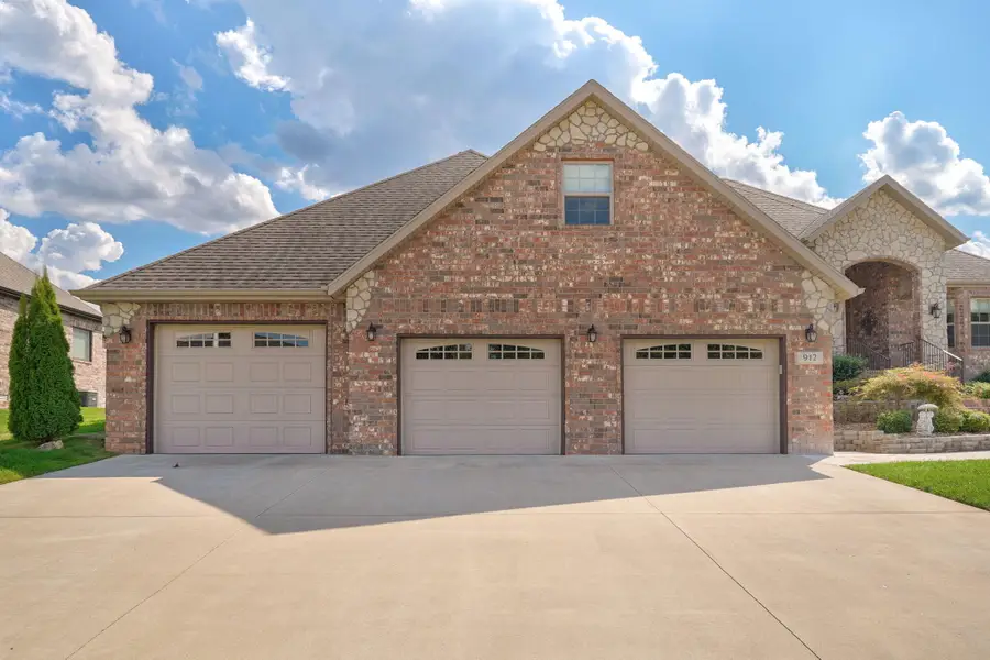 912 W Sole Drive, Nixa, MO 65714 - #3
