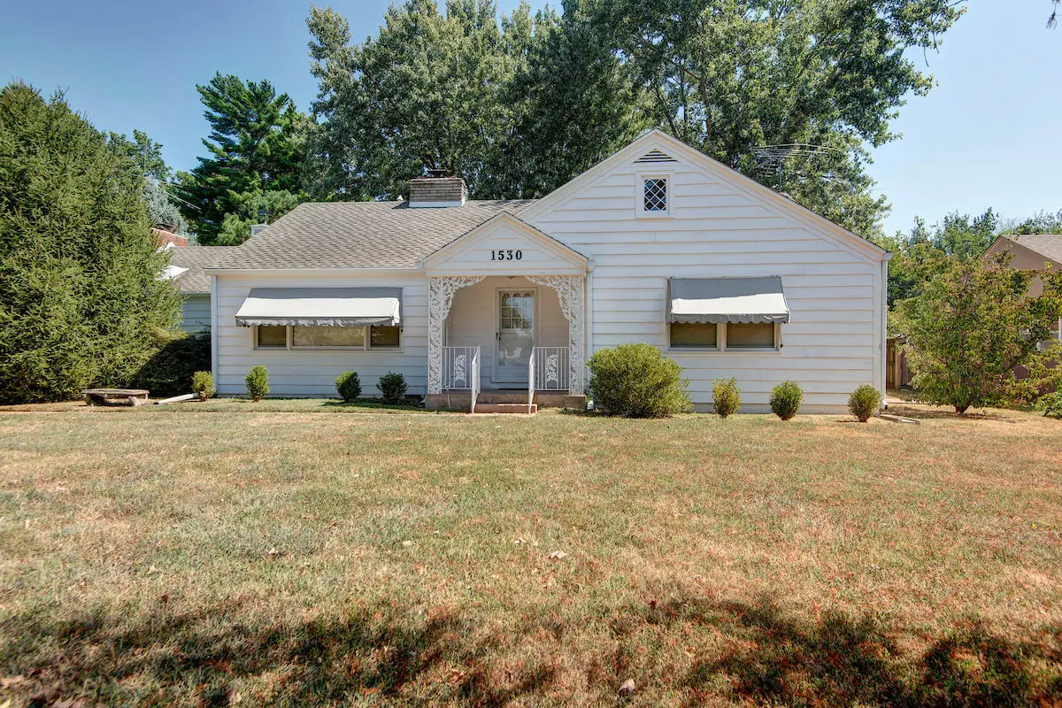 1530 S Delaware Avenue, Springfield, MO 65804 - #1
