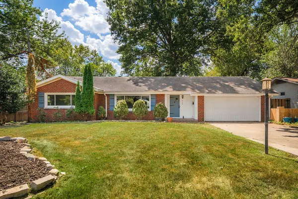 2134 E Crestview Street, Springfield, MO 65804