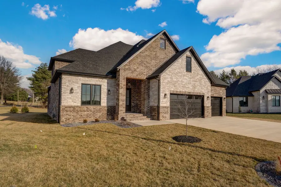 2187 N Silver Charm Avenue, Springfield, MO 65802 - #2