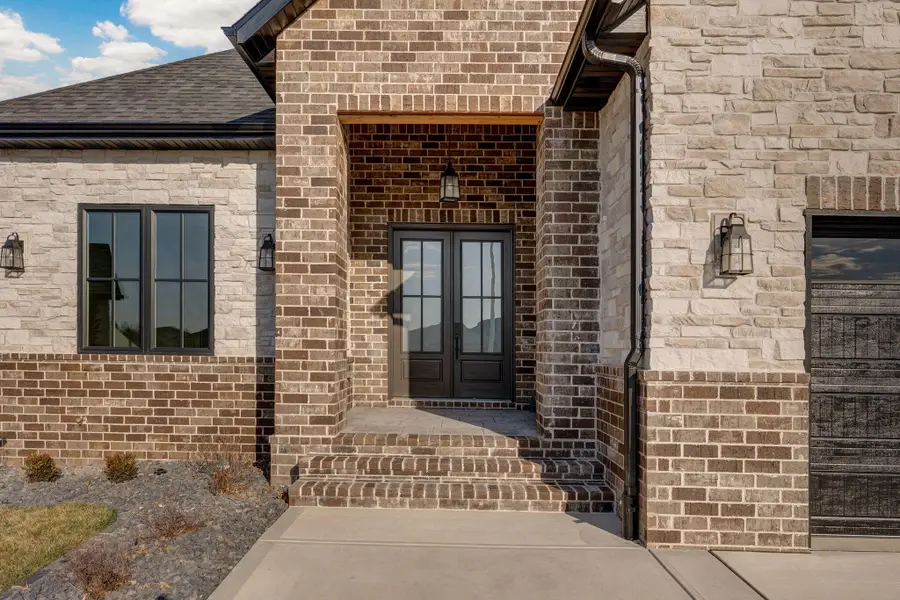 2187 N Silver Charm Avenue, Springfield, MO 65802 - #3