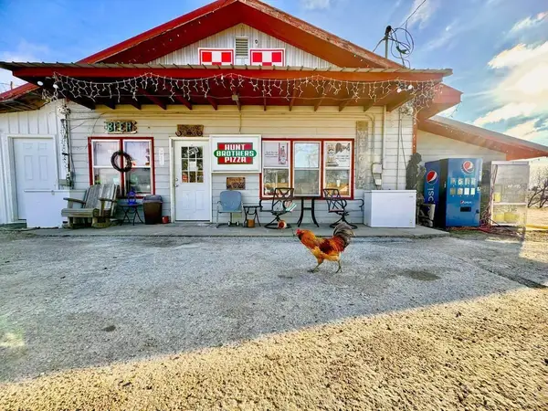 3177 St Highway T, Oldfield, MO 65720
