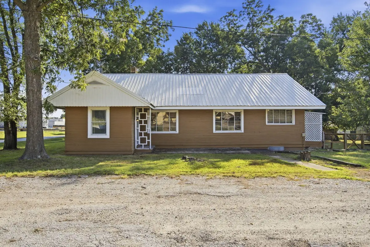 108 N Chestnut Street, Fair Play, MO 65649 - #1