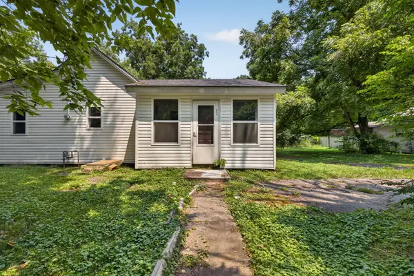 604 W Woodbine Road, Ash Grove, MO 65604