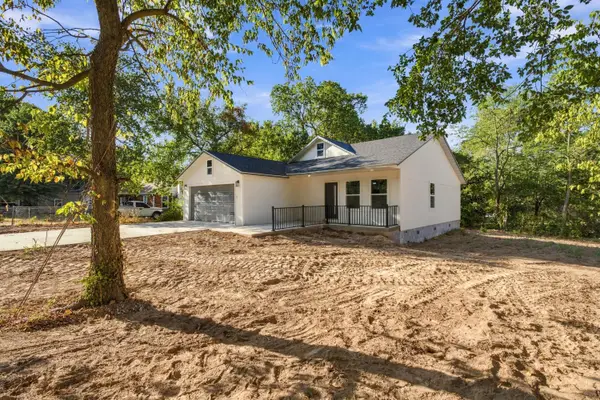 110 W Park Street, Monett, MO 65708