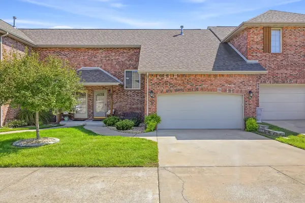 2327 W Chesterfield Boulevard #F, Springfield, MO 65807