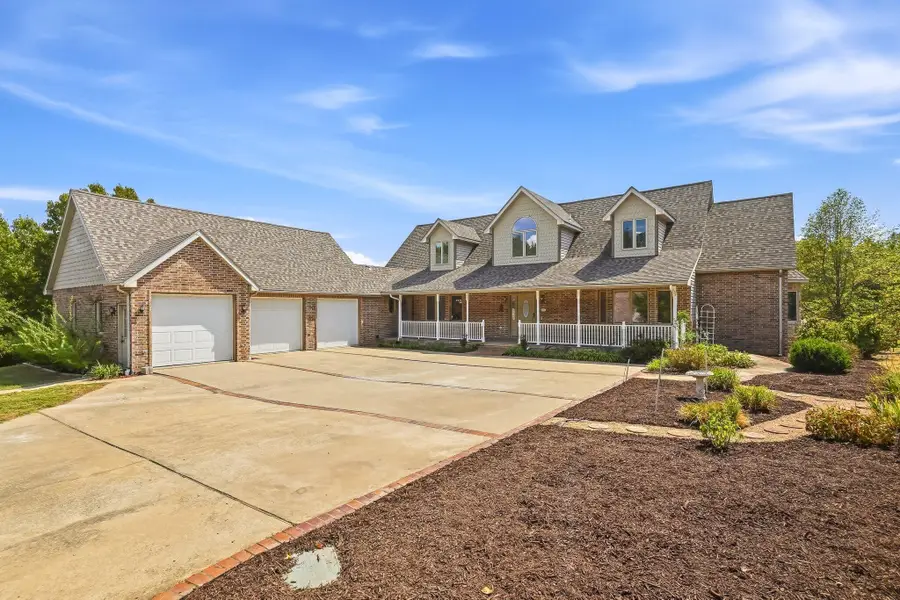 624 S Wood Haven Road, Nixa, MO 65714 - #3