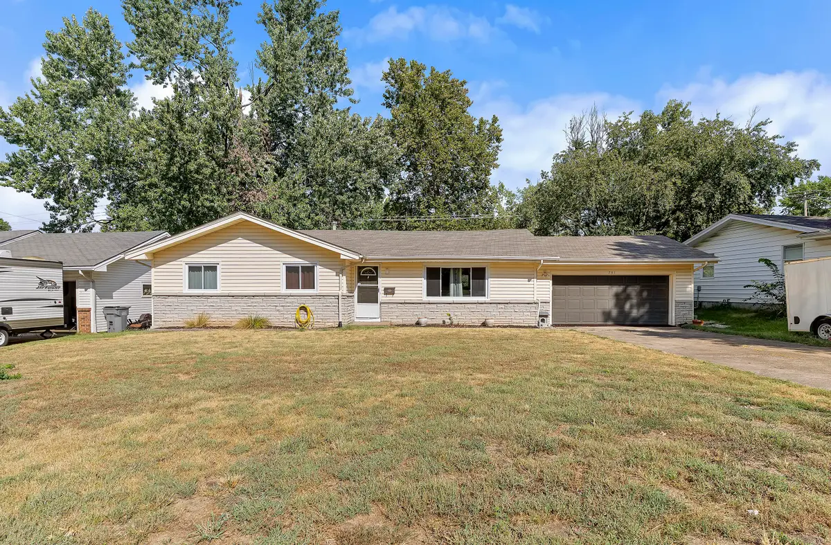 701 E Edgewood Street, Springfield, MO 65807 - #1