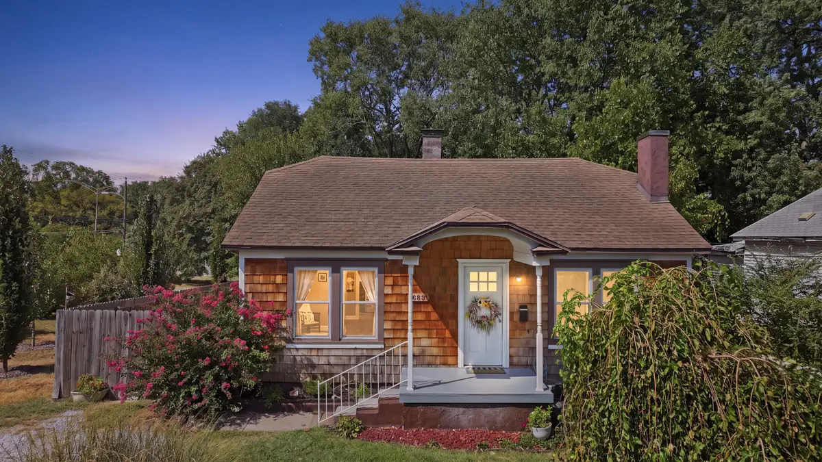 953 S Weaver Avenue, Springfield, MO 65806 - #1