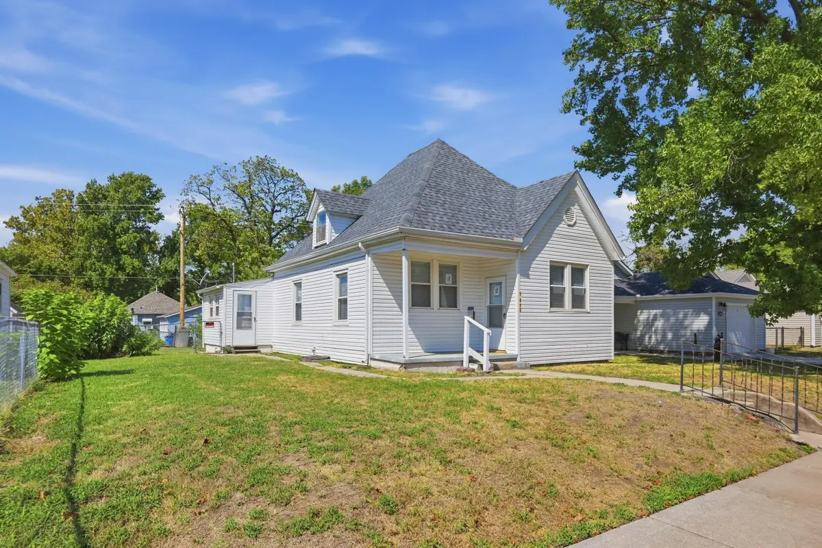 1410 S Byers Avenue, Joplin, MO 64804 - #1