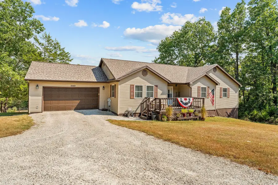 2562 Forsyth Taneyville Road, Forsyth, MO 65653 - #2