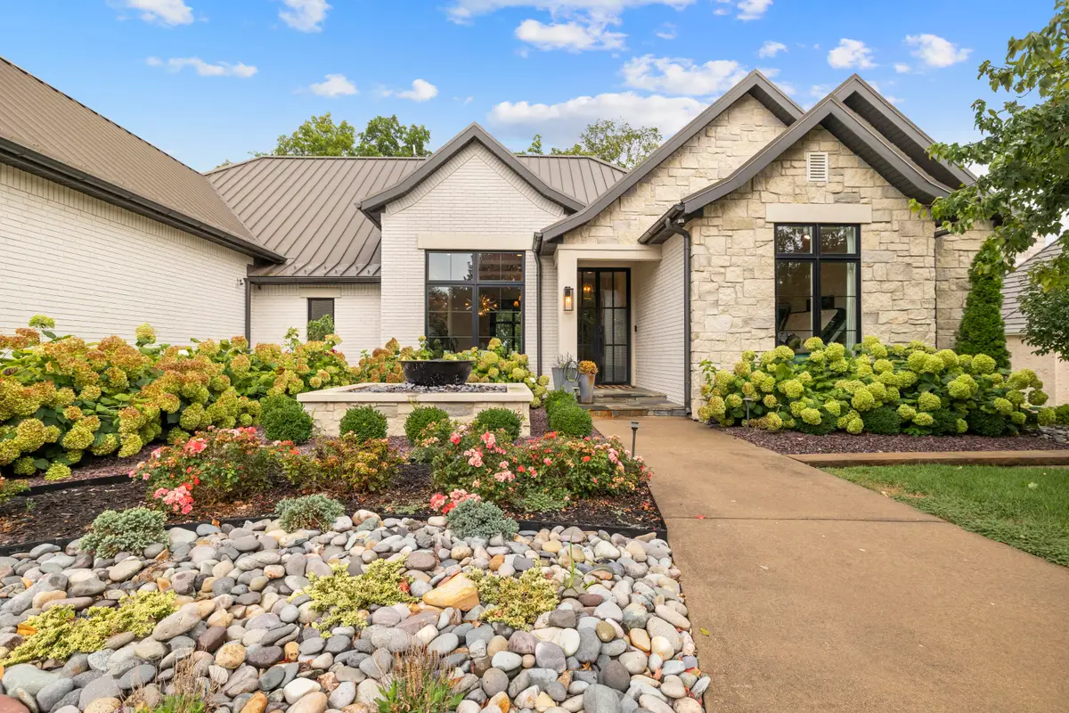 5273 S Applecross Way, Springfield, MO 65809 - #1