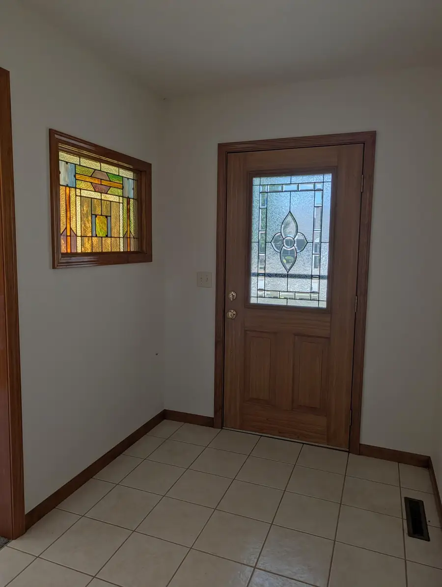 1391 S Meadow Lane, Bolivar, MO 65613 - #2
