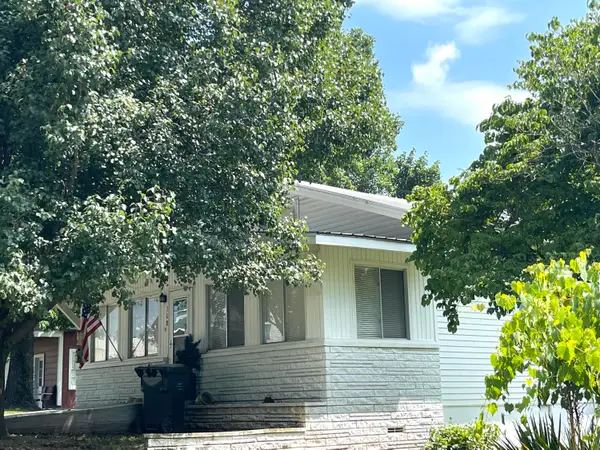 308 S Maple Street, Galena, MO 65656
