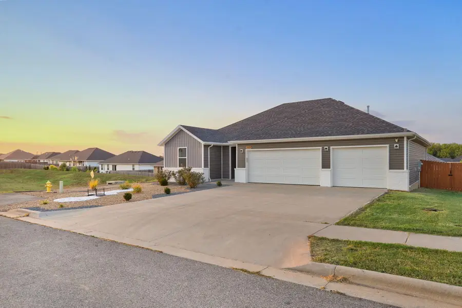 1459 E Habersham Street, Republic, MO 65738 - #2