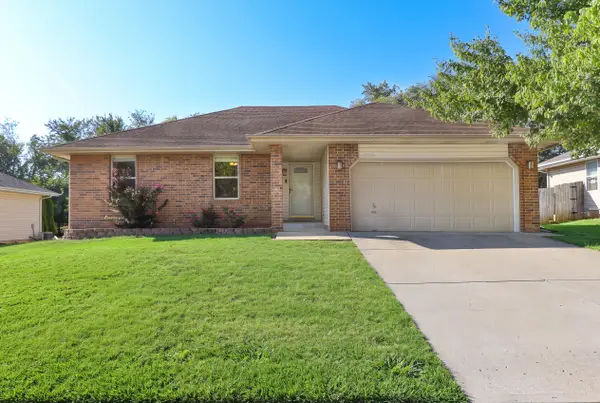 4230 W Madison Street, Springfield, MO 65802