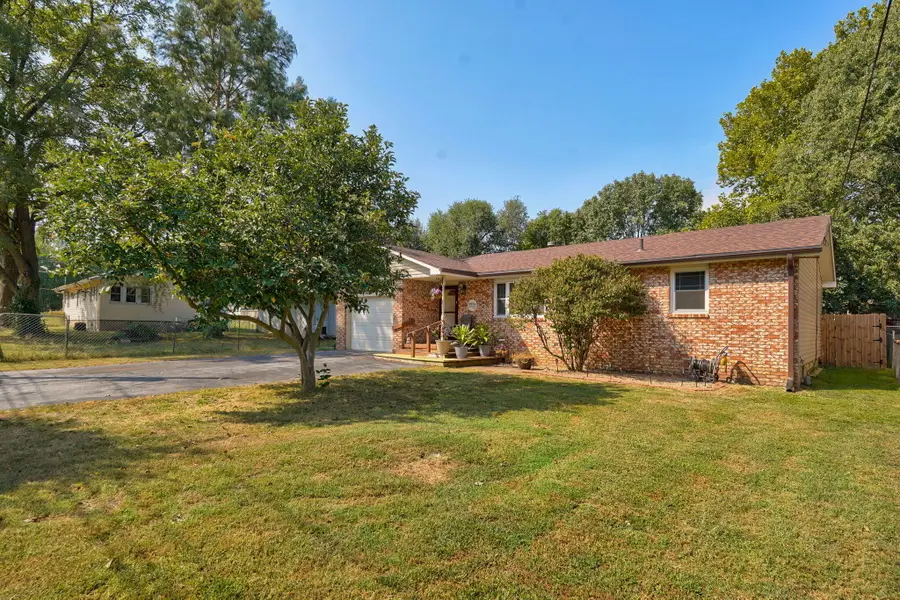 2223 N Roosevelt Avenue, Springfield, MO 65803 - #3